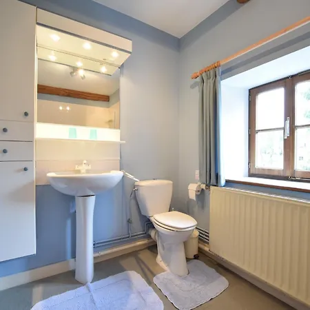 Authentic In Weris With Private Garden, Cleaning Included *