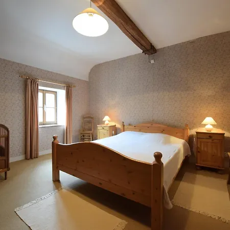 Cozy Weris Retreat, Cleaning Included * Morville (Wallonia)